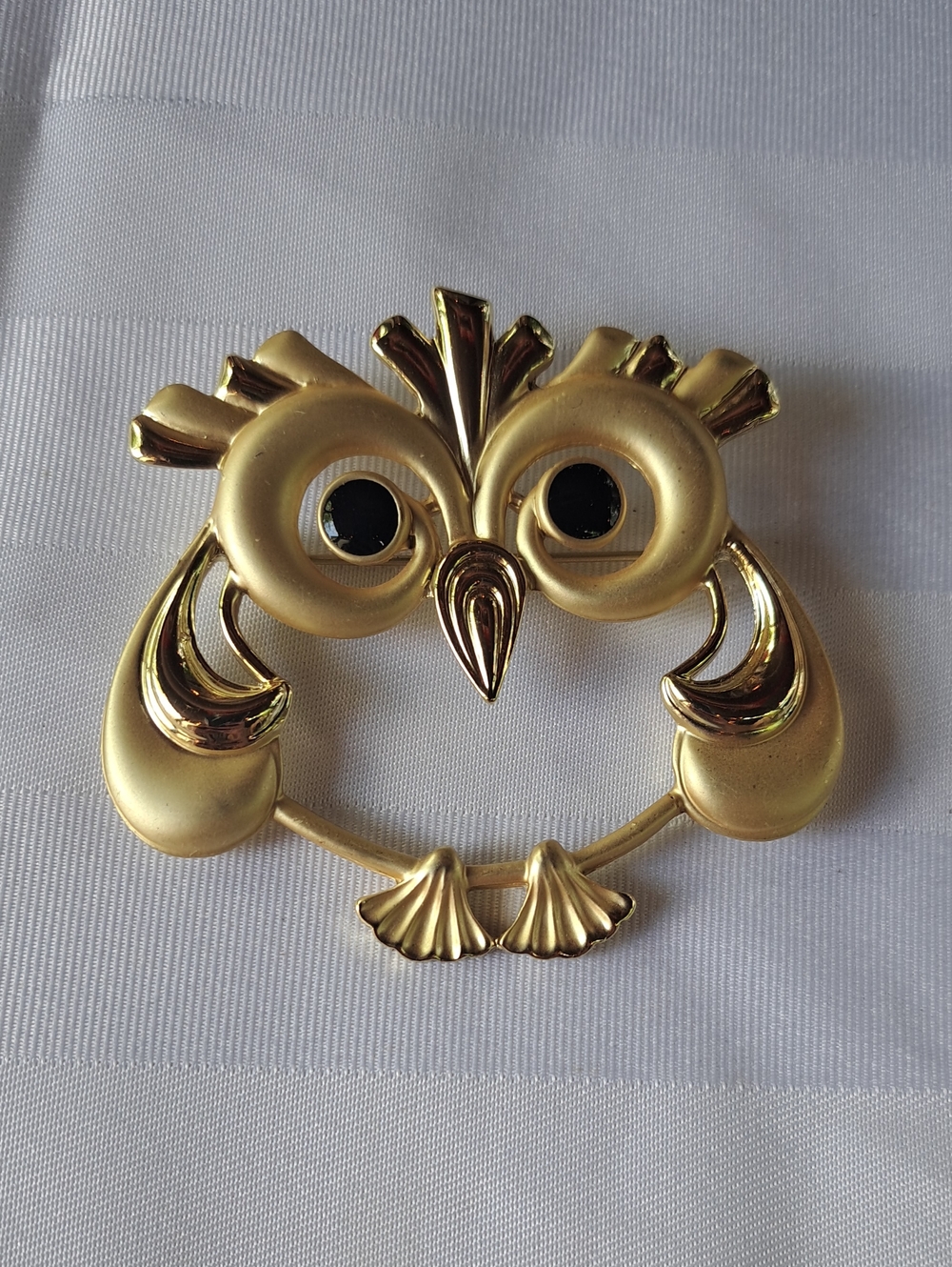 Gold Owl Brooch - Women's Jewelry